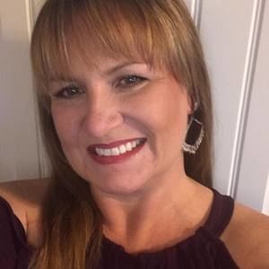 Meet your Posher, Angie